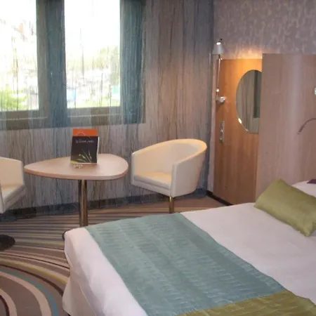 Mercure Centre De Congres 酒店 4*