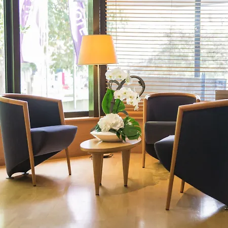 Hotell Mercure Centre De Congres Angers