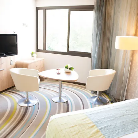 Mercure Centre De Congres Hotel