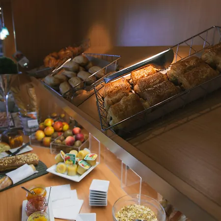 Mercure Centre De Congres Hotel 4*