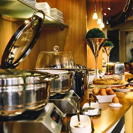 Mercure Centre De Congres Hotel