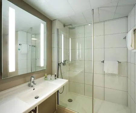 Hotel Mercure Centre De Congres 4*