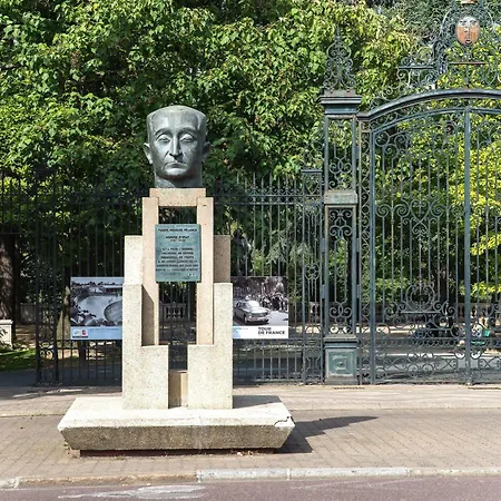 Mercure Centre De Congres Hotel