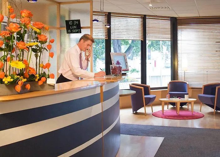 Mercure Centre De Congres Otel 4*