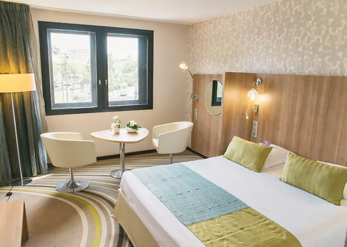 Mercure Centre De Congres 4*