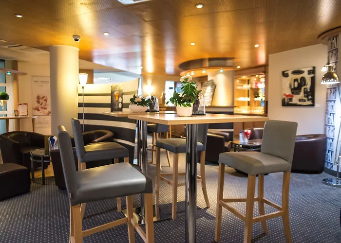 Mercure Centre De Congres Готель 4*