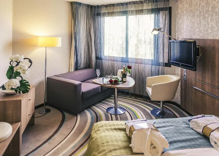 Otel Mercure Centre De Congres 4*