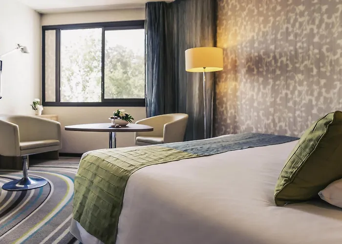 호텔 Mercure Centre De Congres 4*