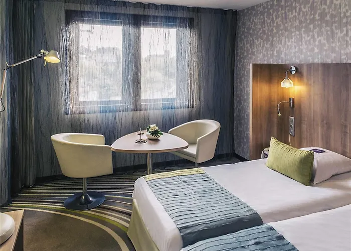 Готель Mercure Centre De Congres 4*