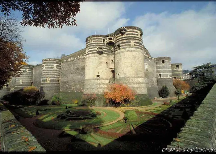 Mercure Centre De Congres Готель