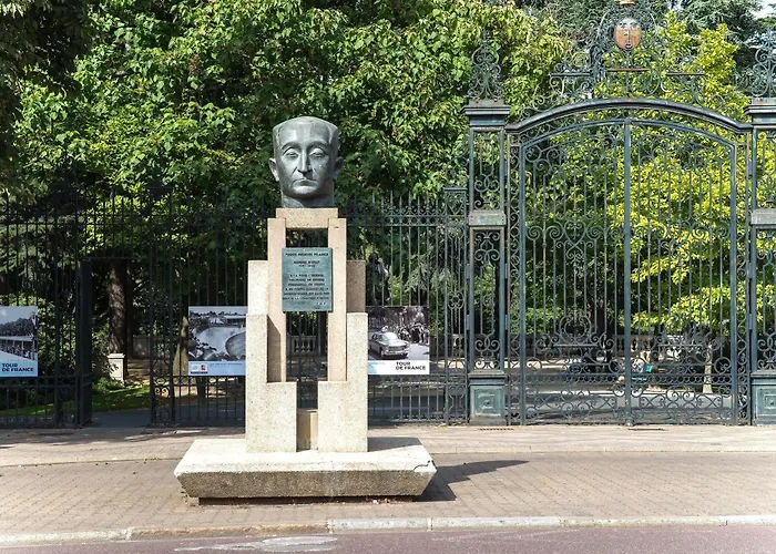 Mercure Centre De Congres Готель